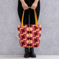 Mujer con bolso tote de estilo vintage y look casual

