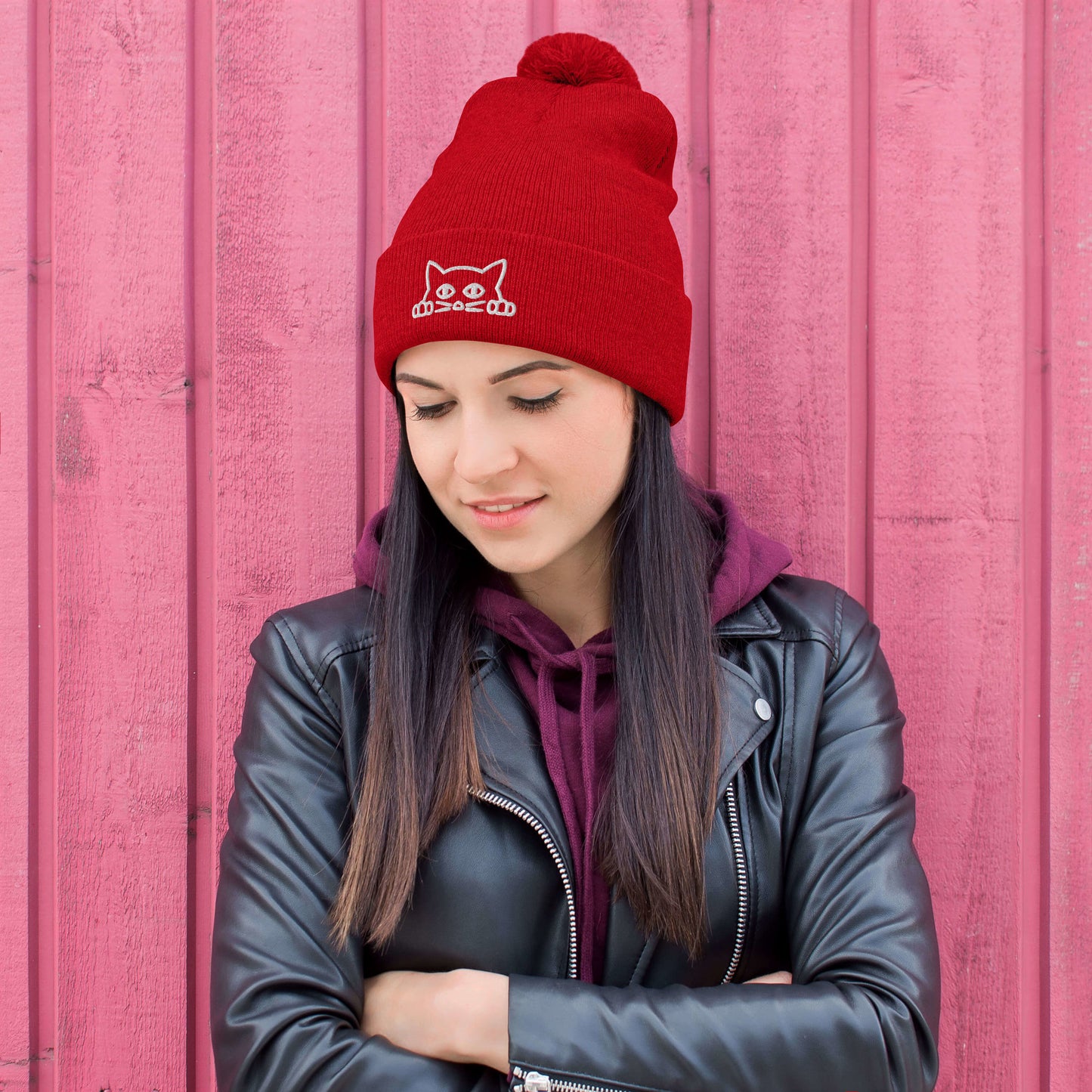 Embroidered hat with kitten pompom